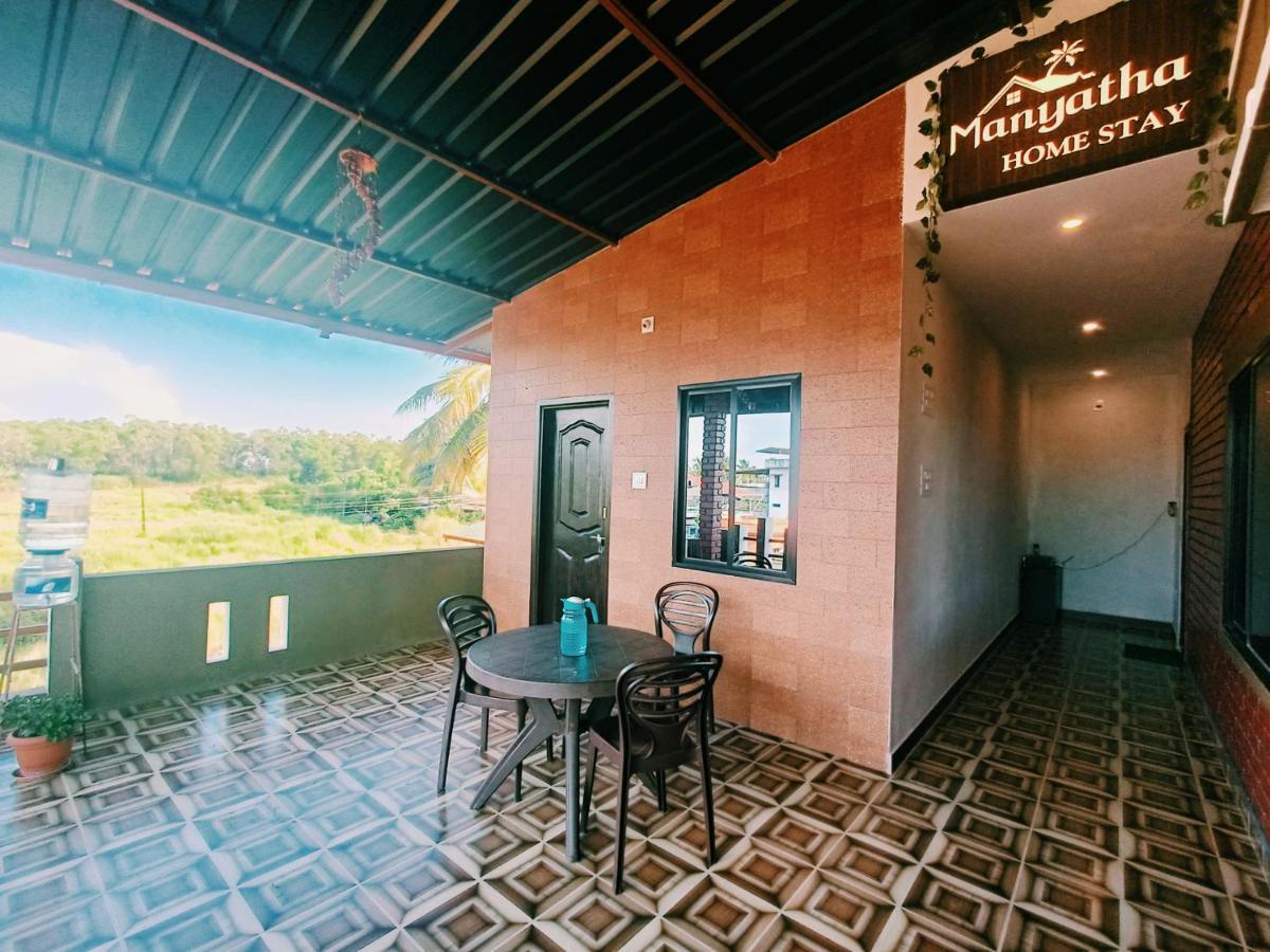 Maanyatha Home Stay มานิปาลา ภายนอก รูปภาพ