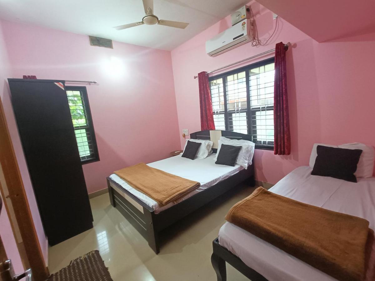 Maanyatha Home Stay มานิปาลา ภายนอก รูปภาพ